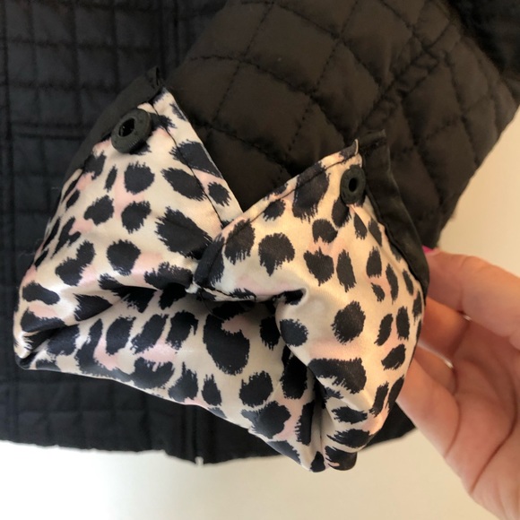 The perfect black Betsey Johnson puffer - Picture 5 of 7